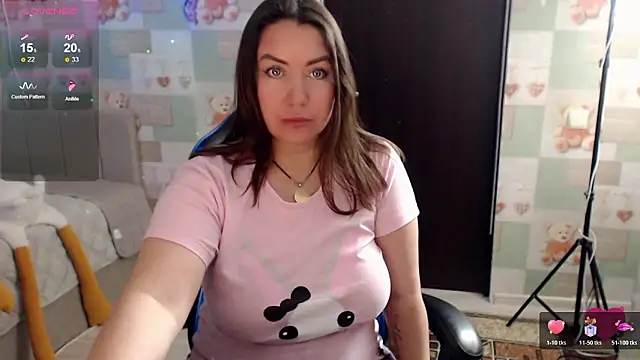 Korolek12のライブXXXチャット