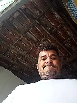 tarra122: διαδικτυακό σόου στην κάμερα