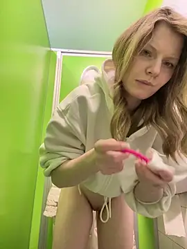 MaryHiggins Adlı Modelin Canlı XXX Sohbeti