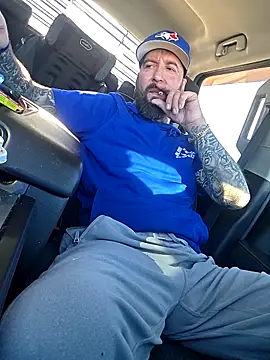 Chat XXX en directo de Beardedtattood