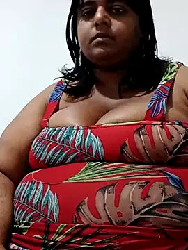 Show modela SusanaEshwar na web-kameri