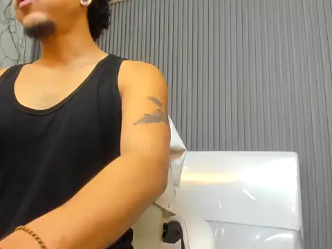 Chat +18 de Xfire_boy69 ao vivo