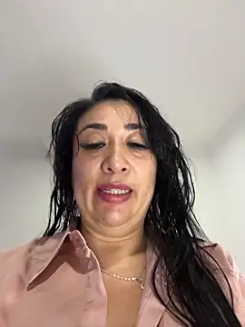 Онлайн чат XXX karimelee_