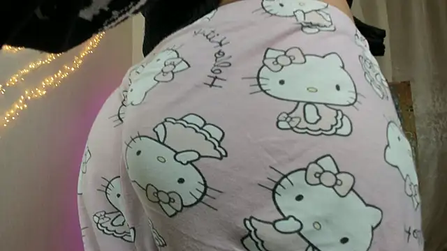 BrightDani Adlı Modelin Canlı XXX Sohbeti