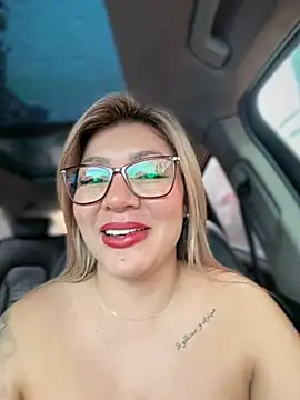 DIANITA_1988 Adlı Modelin Canlı XXX Sohbeti