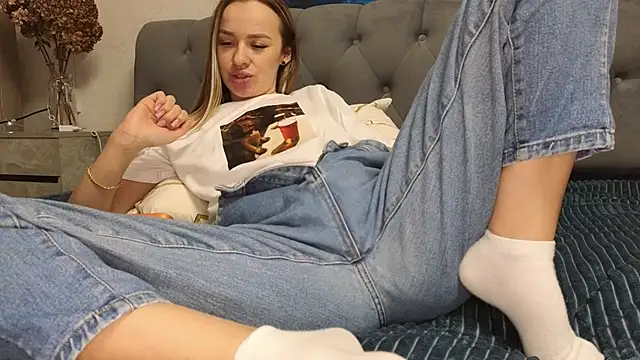 Strip-Lady Adlı Modelin Canlı XXX Sohbeti