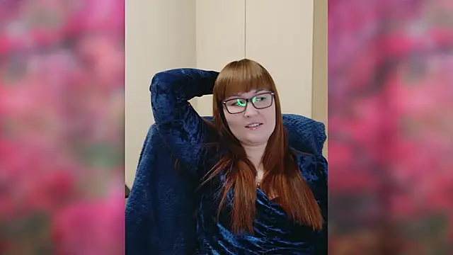 MISTRESS-FOX élő XXX-chatje