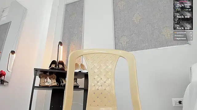 Sara_Gomez: απευθείας συνομιλία ΧΧΧ