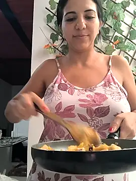 suyayk Adlı Modelin Canlı XXX Sohbeti