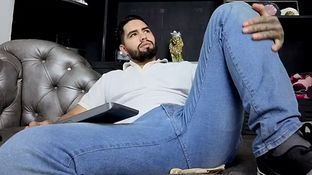 XXX chat uživo modela matteosantos