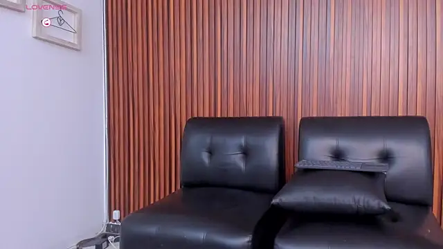 Chat XXX en directo de Alex_cute77