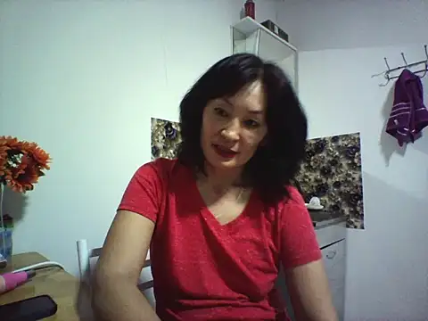 bella2322 Adlı Modelin Canlı XXX Sohbeti