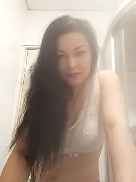 HotTatarka Adlı Modelin Canlı XXX Sohbeti