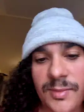 PeachPinay Show Webcam