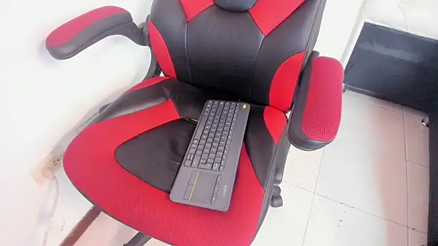 Chat XXX en directo de oliver_price1