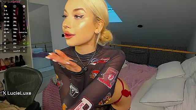 LucieLuxe Live XXX-Chat