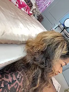 BigFineSelena 라이브 XXX 채팅