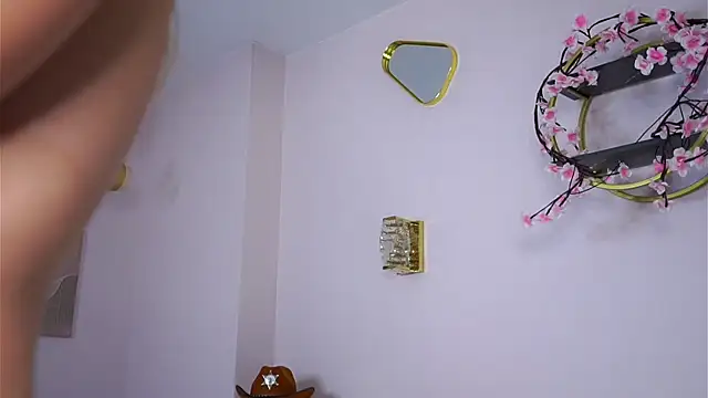 SunnivaCovil Adlı Modelin Web Kamerası Şovu