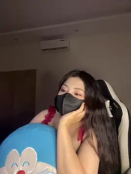 __MeiMei__ Show in webcam