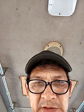 Онлайн чат XXX ardiente47