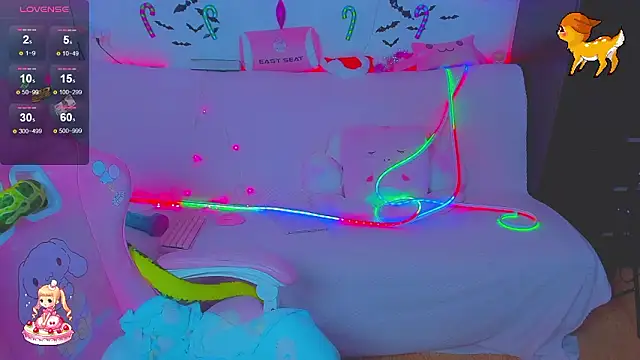 Lolisuccub élő XXX-chatje