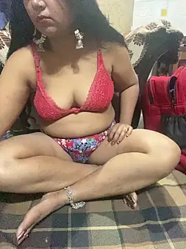 Meera_xxx 现场XXX聊天