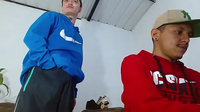 skinny23cm 라이브 XXX 채팅