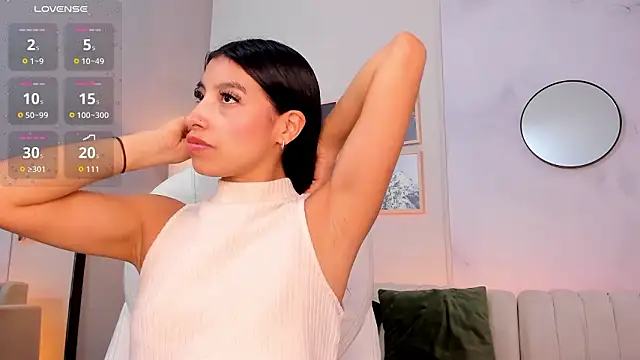 Tiffany_Low Live XXX Chat