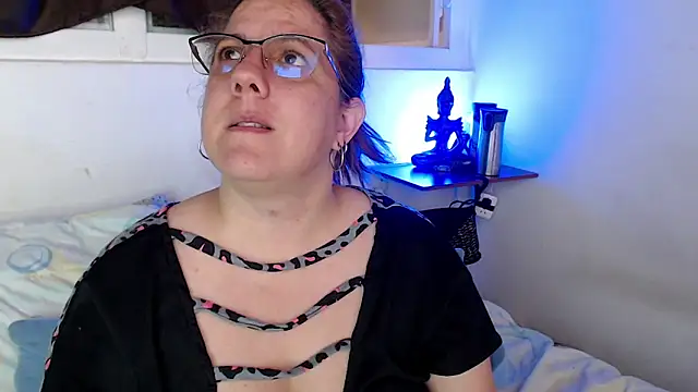 Chatroom XXX en direct de katie_joness_