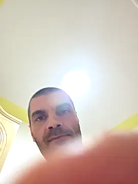 Chat XXX ao vivo de DOMINATOR_SIR-MASTER