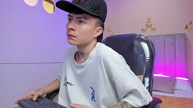 Nascary_Fox Chat XXX live