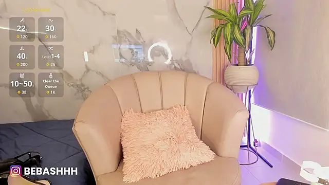 Fyre_divine Adlı Modelin Canlı XXX Sohbeti