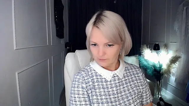 Juarnea Live XXX-Chat