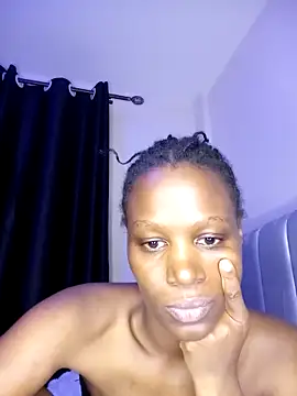 Nyyra – webcam-show