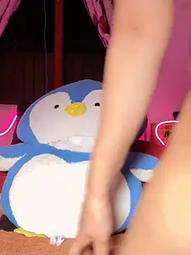 Squirt_Queen_X Adlı Modelin Canlı XXX Sohbeti