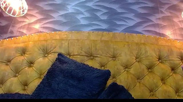 Show modela SachaBratz na web-kameri