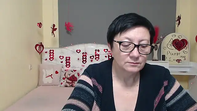 EmilyL0ve Adlı Modelin Canlı XXX Sohbeti