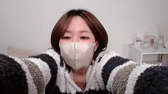 Chat +18 de sakura_abc ao vivo