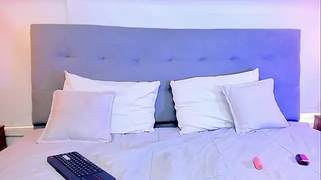 KelaniSilva – Naživo XXX chat