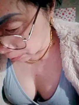 Czat XXX na żywo – small-house123