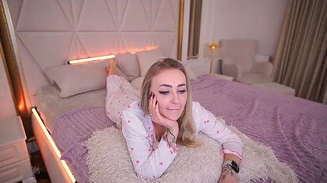 GraceCandy: απευθείας συνομιλία ΧΧΧ