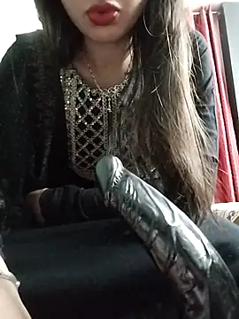 Czat XXX na żywo – Noor_Darliing