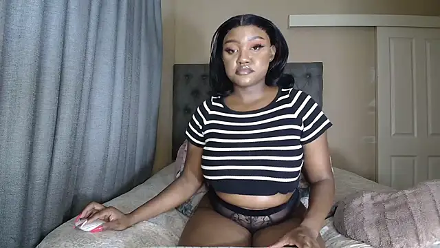 nanababe1 Live XXX Chat