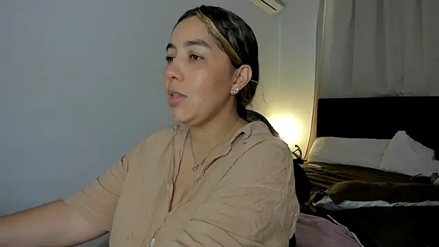 brithany_olson25のライブXXXチャット