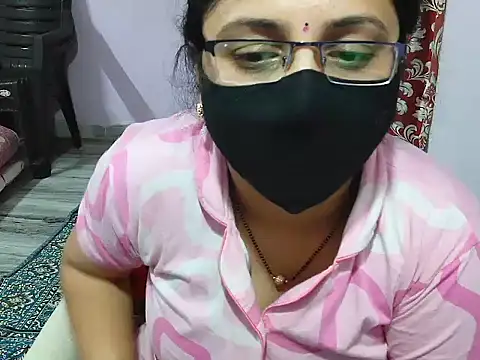 Jaanu6482 Show Webcam