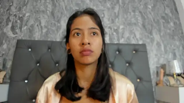 EuphoriaSavageのライブXXXチャット