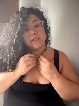 VanesssaMilf_ Adlı Modelin Web Kamerası Şovu