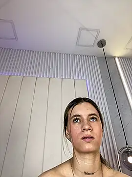 JuliaColemannのライブXXXチャット