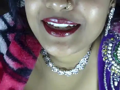 hotee_bhabi Webcam Show