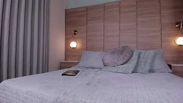 دردشة Sienna_brunette الجنسية المباشرة